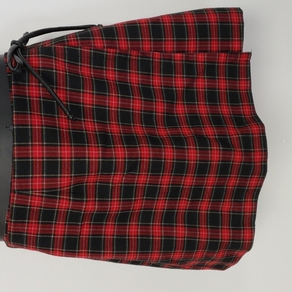 No Boundaries Y2K Wrap Mini Skirt Skort Plaid Red & Black 7Jr EUC - Picture 11 of 11